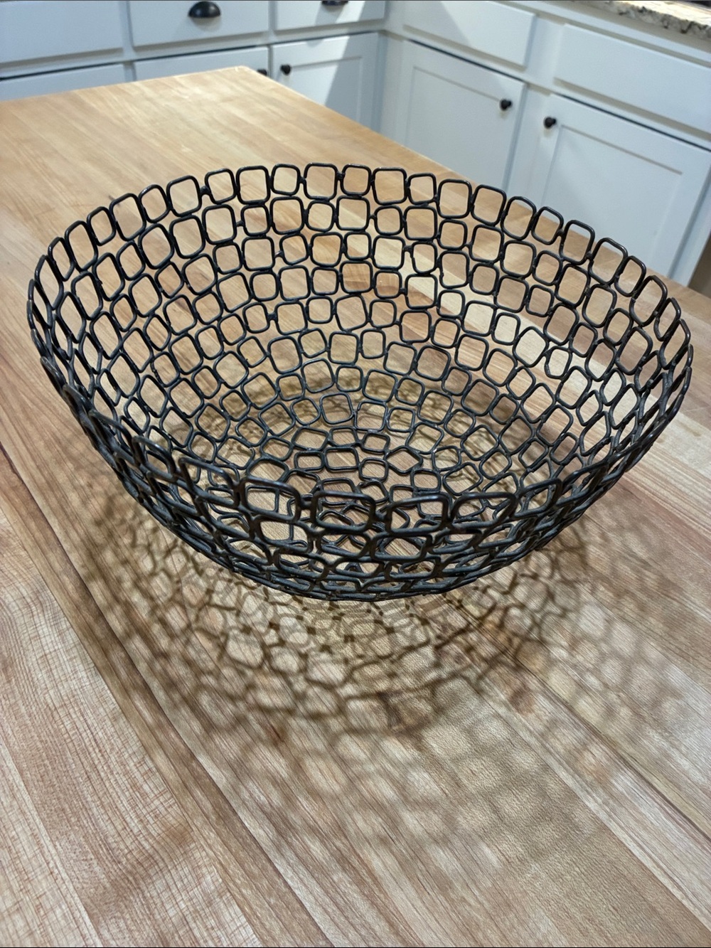 FREE SHIPPING! Modern Brutalist Interlocking Square Link Wire Bowl 12”